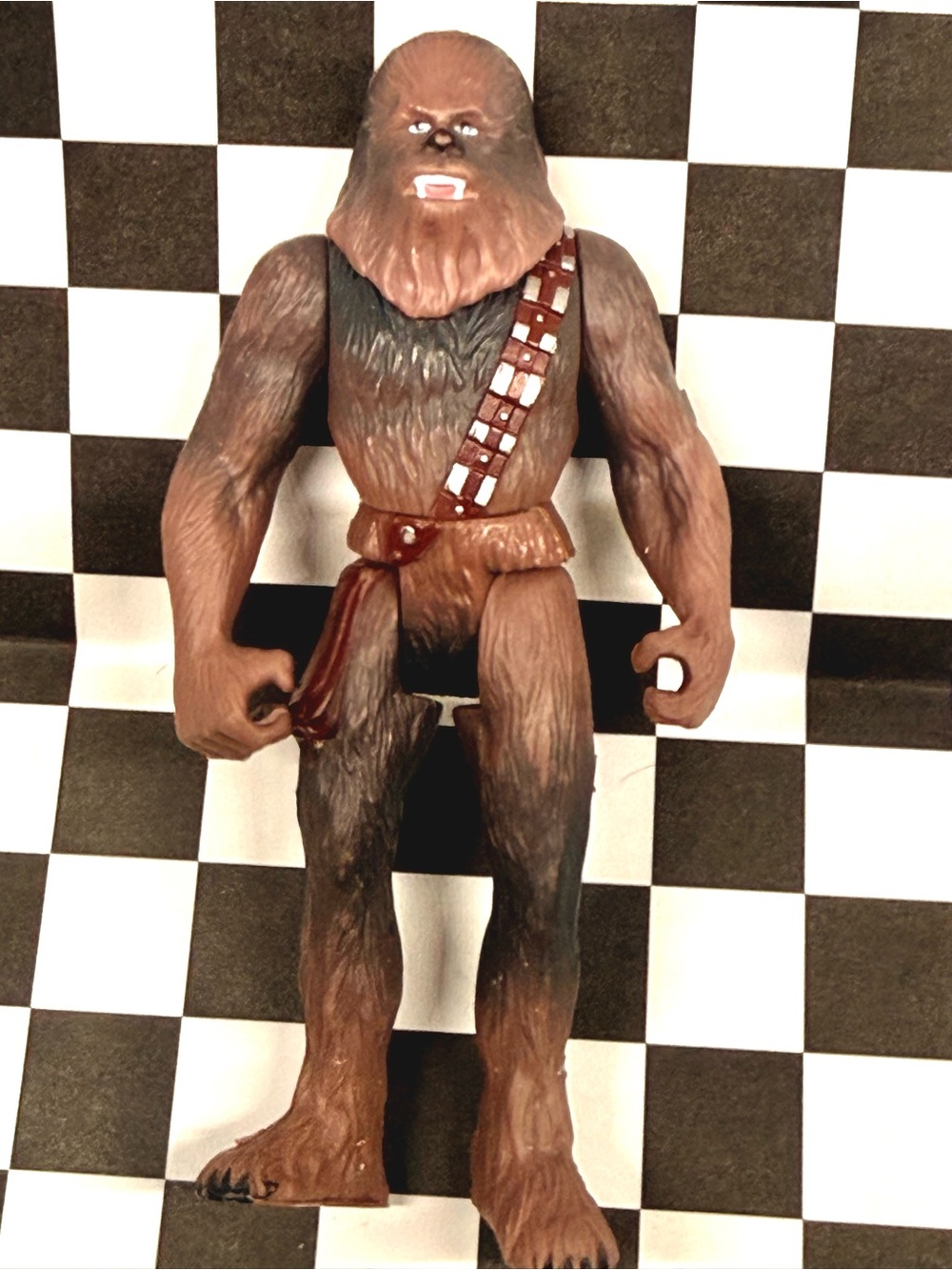 vintage 1995 Kenner Star Wars Power of the Force Chewbacca 4-inch action figure.